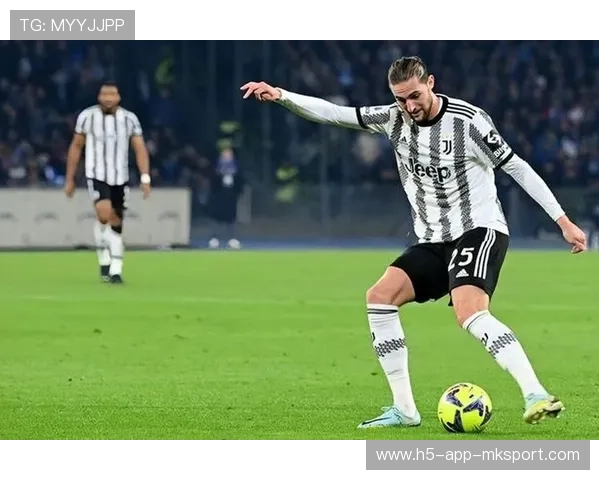 尤文稳守反击奏效，拉比奥特推进后爆射偏出