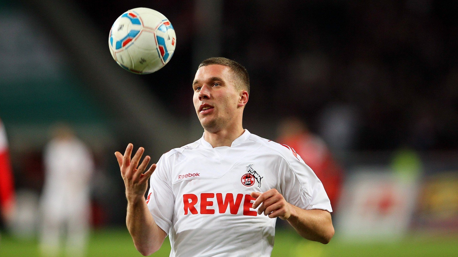 mk体育app-中国足球国际化进程中语言与文化挑战，中国足球文化发展